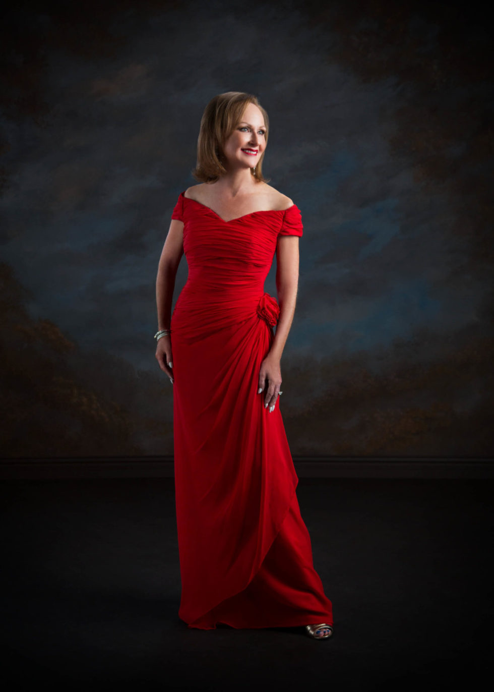 women studio gittings portraits HF20233a 2400x3360 1