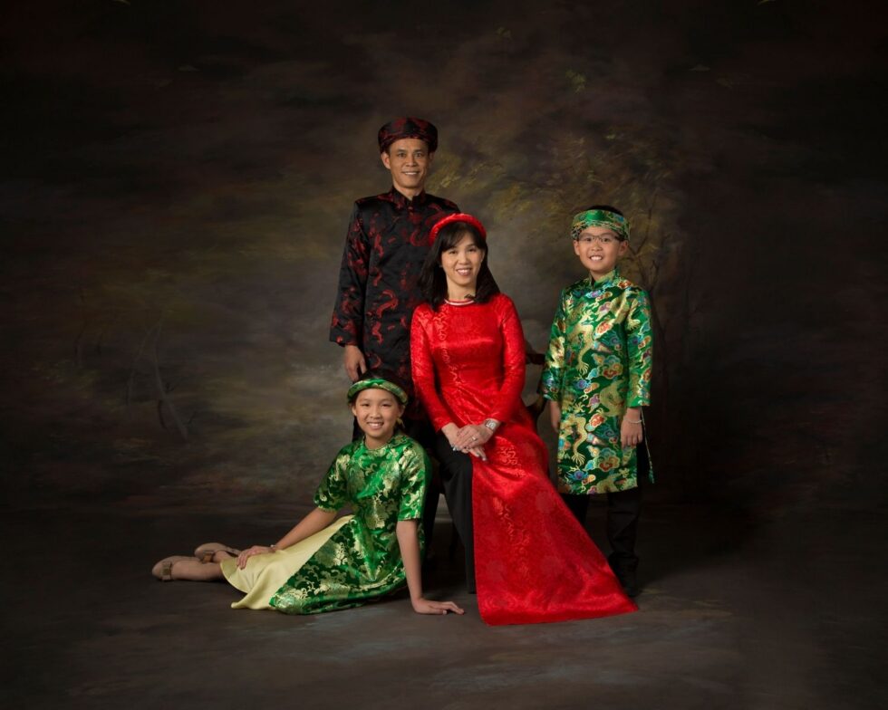 ©Gittings_Legacy_Style_Family_Traditional_Clothing