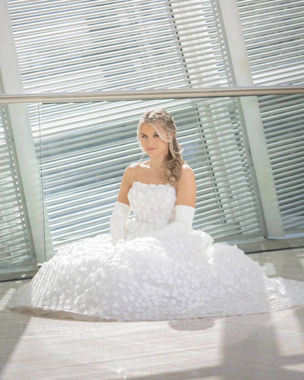 ©Gittings-Debutante-portrait-web_images_vertical_1