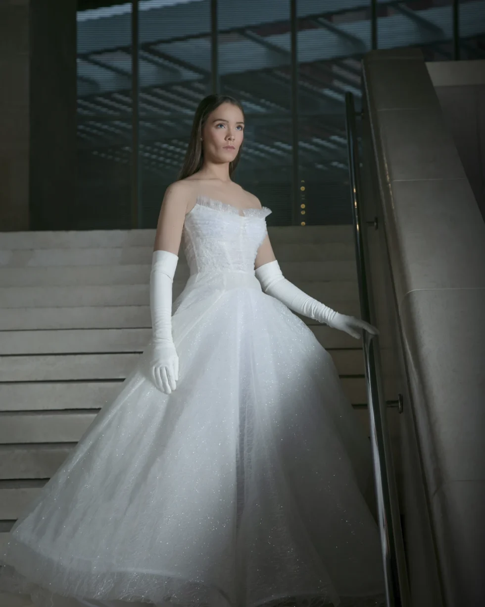 ©Gittings-Debutante-portrait-web_images_vertical_2