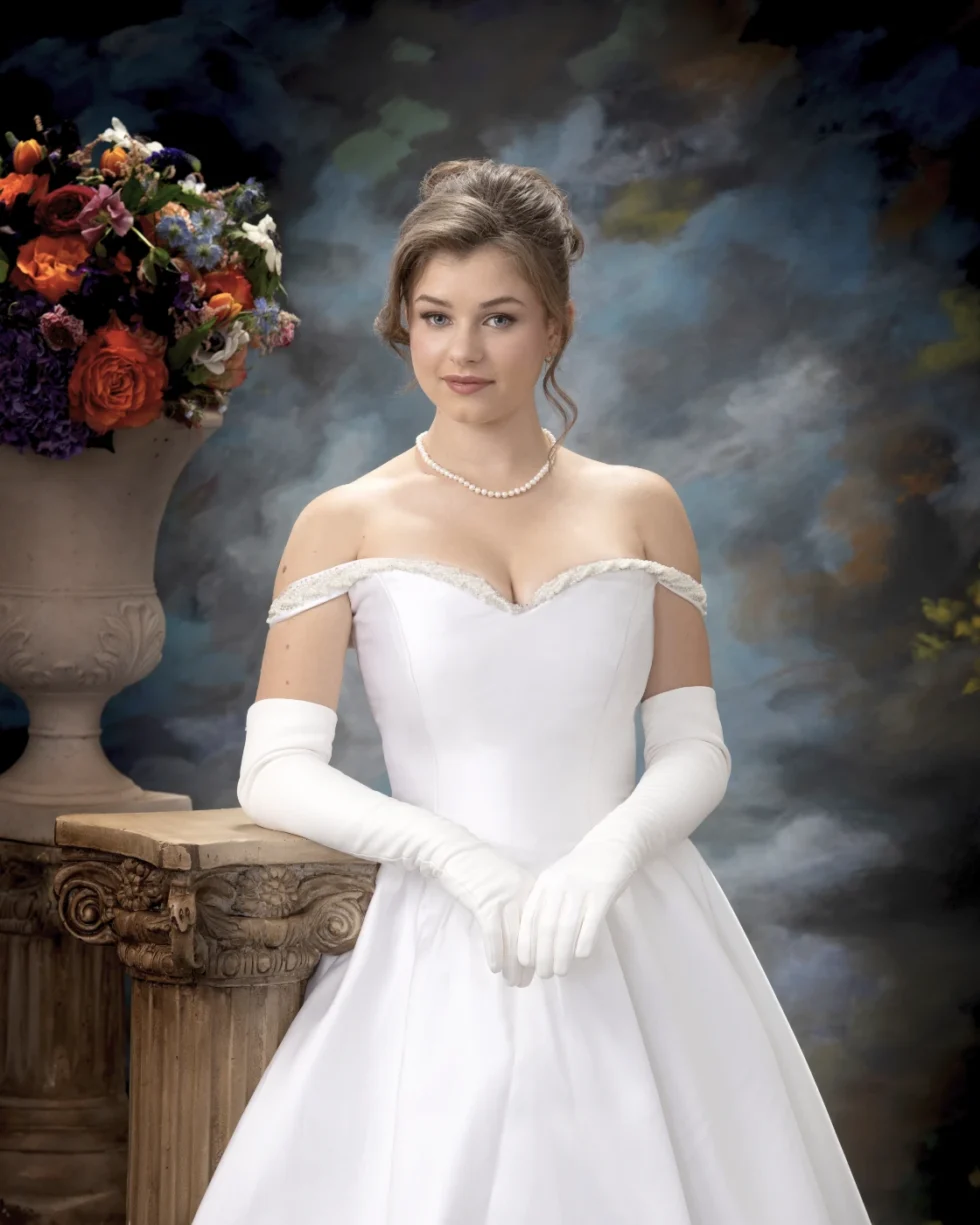 ©Gittings-Debutante-portrait-web_images_vertical_9