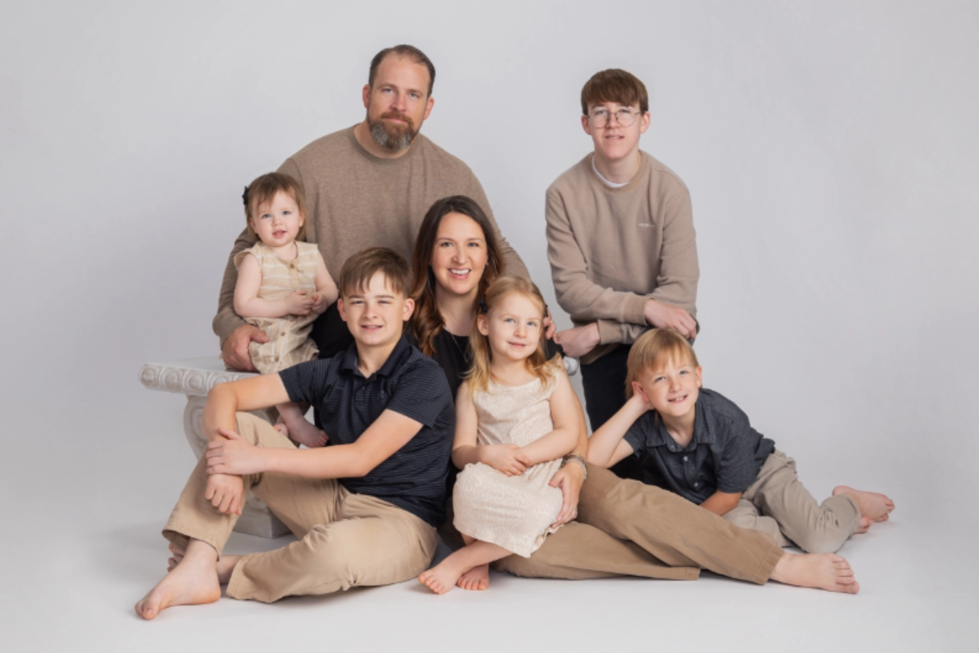 ©Gittings-Studio_Family-Portraits-Neutral-Palette